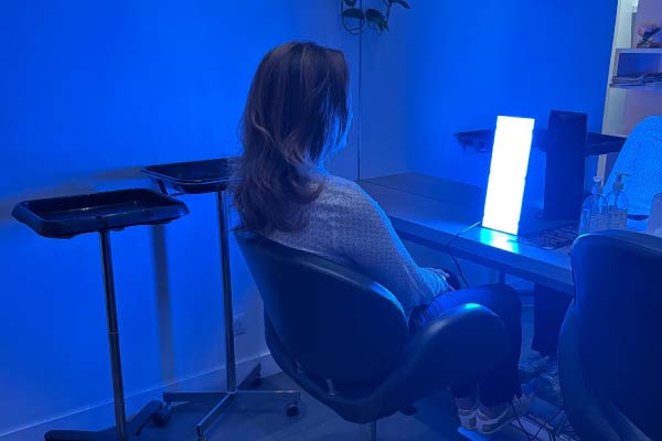 Relaxez-vous avec une séance de luminothérapie